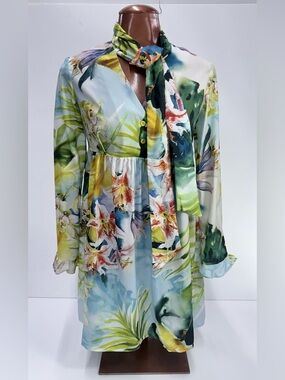 NWT Amelia New York Floral Dress Petite size 2 Boho Babydoll Tie Neck